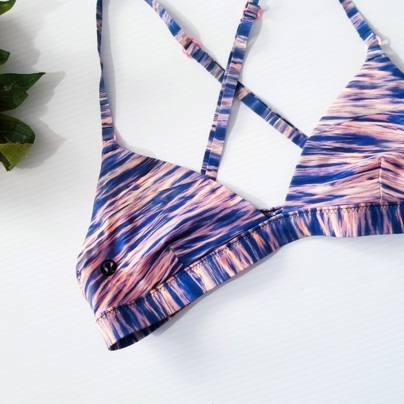 LULUEMON Shanti Surf Triangle Bikini Top hard to find Print Tiger Water 6 - Picture 3 of 6